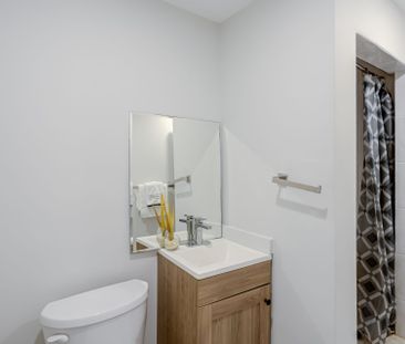 For Lease - 208 Betty Ann Drive Unit# Lower B, Toronto, Ontario - Photo 6