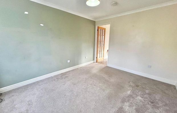 2 bedroom end of terrace house to rent - Photo 1