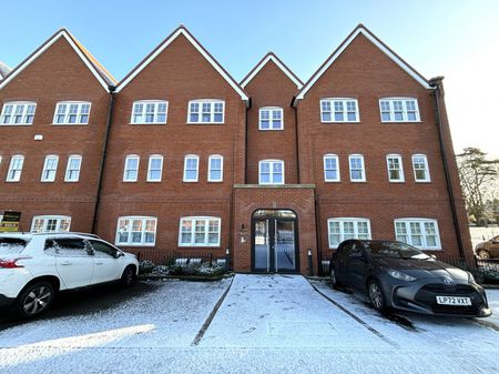 2 bedroom flat to rent - Photo 5