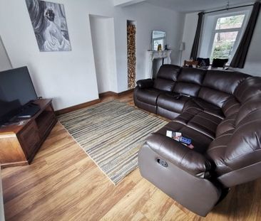 Middle Road, Swansea, SA5 - Photo 4