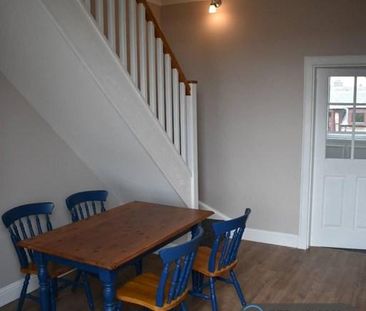 2 bedroom maisonette to rent - Photo 4