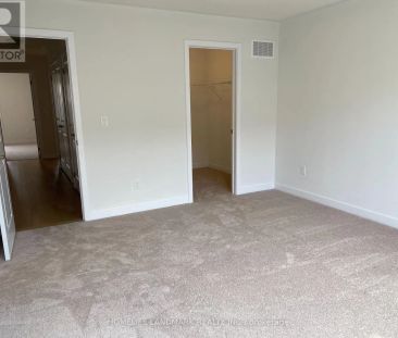 36 JOHN CANNING WAY E - Photo 5