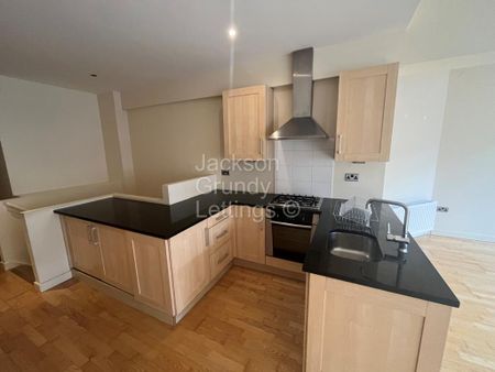 2 bedroom flat to rent - Photo 4