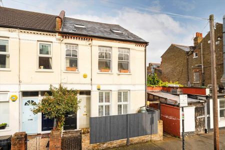 2 bedroom maisonette to rent - Photo 5