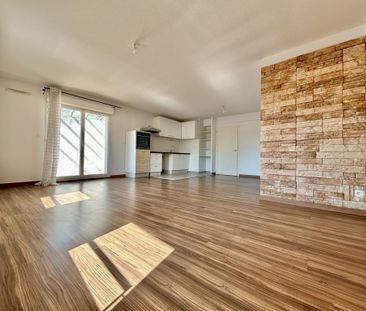 Location Appartement 4 pièces 88m² MURET 31600 - Photo 5