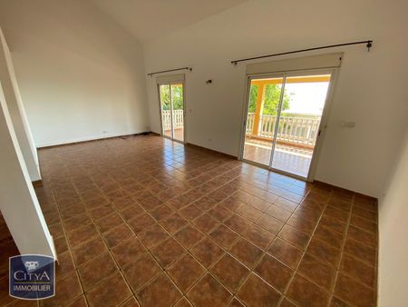 Location Maison 5 pièces 124m² ST GILLES LES BAINS 97434 - Photo 4