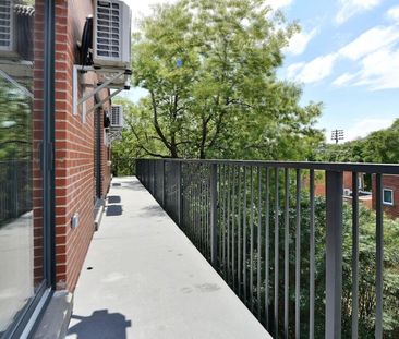 3195 Van Horne Avenue, Montréal, QC - Photo 1