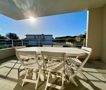 « VILLENEUVE-LES-AVIGNON - APPARTEMENT T4 105M² AVEC TERRASSE ET DO... - Photo 1