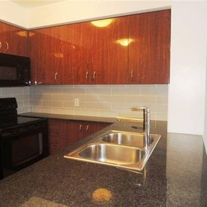 5791 YONGE ST. #1606 - BRIGHT 1BED/1BATH, LAUNDRY, BALCONY - Photo 2