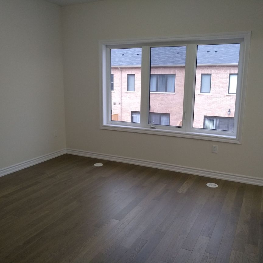 For Lease - 29 George Peach Avenue, Markham, Ontario - Photo 1