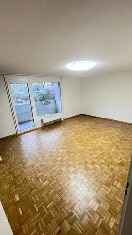 Beautiful bright 3 1/2 room apartment - Photo 2
