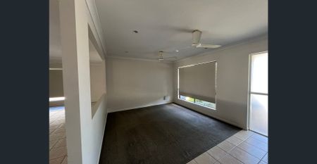 FULLY AIR CONDITIONED - Photo 2