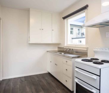 NEWLY RENOVATED 2 BEDROOM UNIT - A MUST SEE - Photo 3