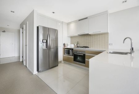 Peaceful Apartment With Mountain Views - Photo 4