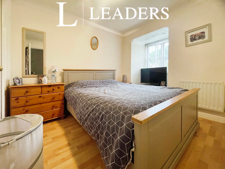 3 bedroom detached house to rent - Photo 3