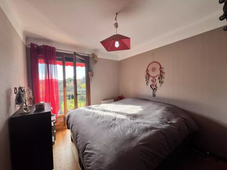 Location Appartement 2 pièces 44m² LA CIOTAT 13600 - Photo 3