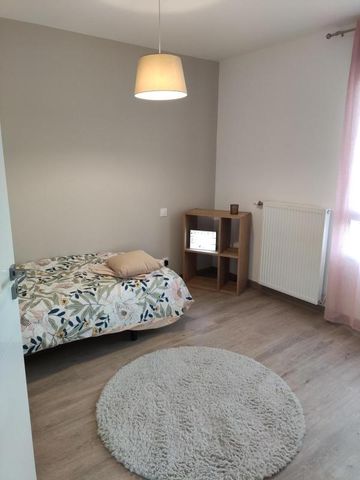 Location Appartement 3 pièces 61m² MOIRANS 38430 - Photo 3
