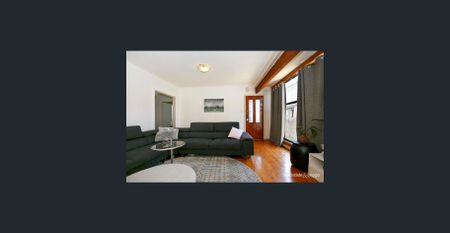 3 bedroom 3 bathroom House in Reservoir. - Photo 3