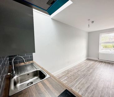 1 bedroom flat to rent - Photo 6