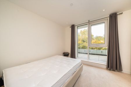 Queenstown Road, Clapham, SW11, London - Photo 2