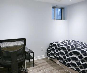 47 Boon Avenue #Lower - Photo 2