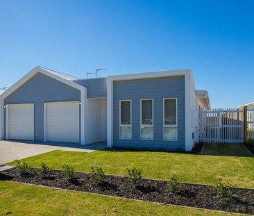 Family Home at a Calm and Convenient Location Rent $640pw Upto 21/0... - Photo 2