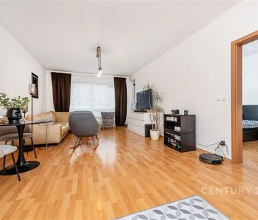 Prostorný byt 2+kk s východní orientací lodžií, komorou a parkovací... - Photo 6