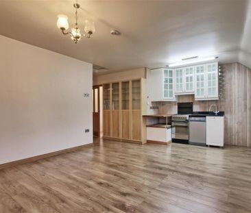 1 bedroom maisonette to rent - Photo 1