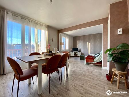 Location Appartement 4 pièces 67m² ROANNE 42300 - Photo 5