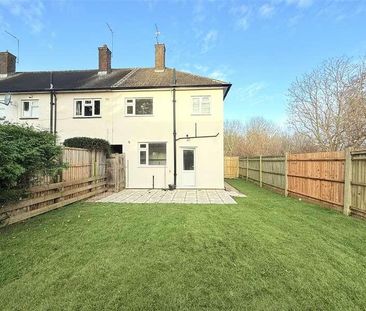 Haggerston Road, Borehamwood, Hertfordshire, WD6 - Photo 2