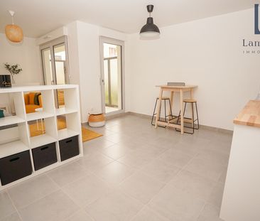 Location Appartement 1 pièce 33m² - Photo 2