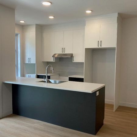 4 1/2 et 5 1/2 à louer St-Hyacinthe pour 1er avril 2026 - Condo / Appartement / Logement - Photo 4