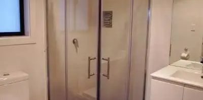 “Two Bedroom Granny Flat!” - Photo 2