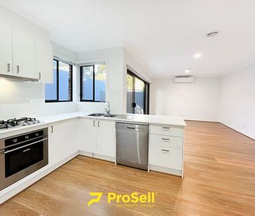 38 Innes Court, Berwick, Vic 3806 - Photo 3