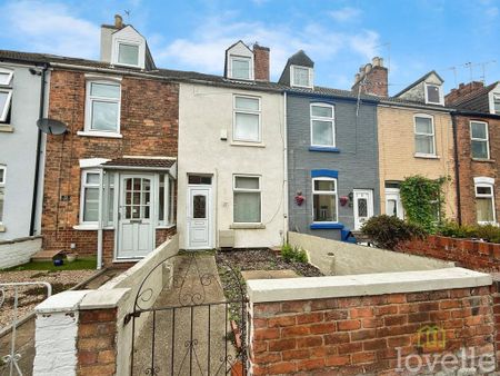 2 bedroom terraced house to rent - Photo 4