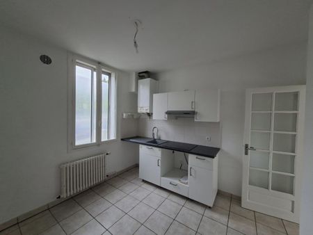 Maison T6 à louer - 101 m² - Photo 3