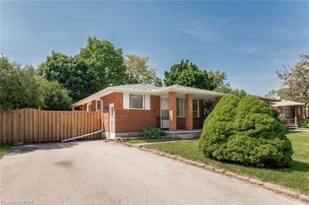 For Lease - 105 Kipling Avenue, London East, Ontario - Photo 3
