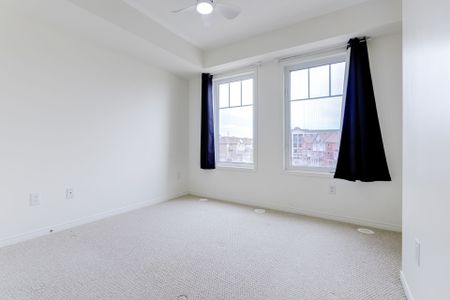 For Lease - 5625 Oscar Peterson Boulevard Unit# 24, Mississauga, Ontario - Photo 5