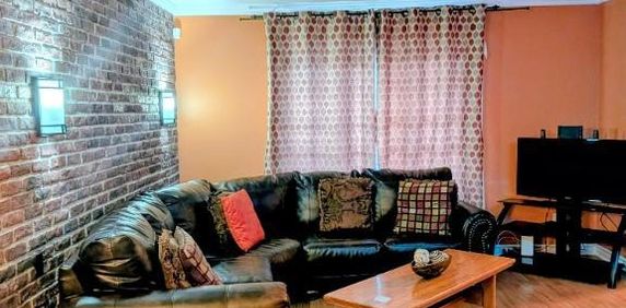 Grand condo meublé – 4 1/2 à Mascouche disponible 1er juillet - Photo 2