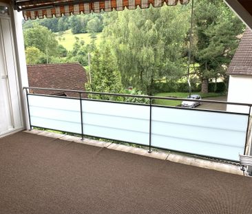 Heimelige 3.5-Zimmer-Wohnungen mit grossem Balkon - Photo 5
