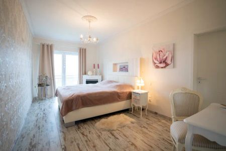 Neuwertig - Top Ausstattung. Ein Haus zum Verlieben. - Photo 3