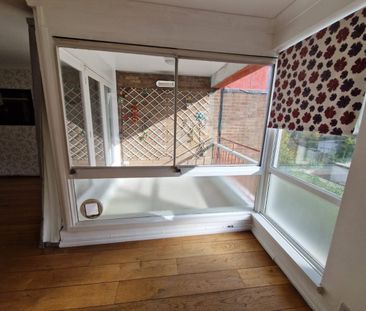 2 Bed Flat, Farm Avenue, NW2 - Photo 6