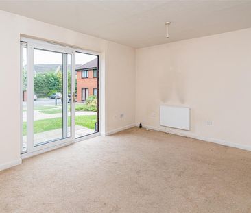 Eaton Avenue, High Wycombe - Photo 5