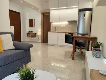 Ενοικίαση κατοικίας, 37 τ.μ., Γαλάτσι, 550 € - Photo 2