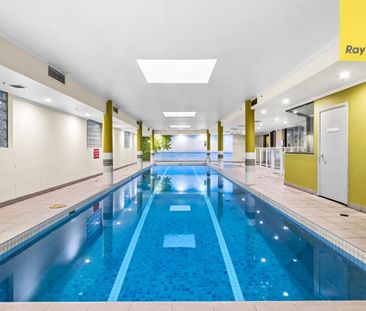 ONE BEDROOM SUN-DRENCHED NORTHEAST CORNER - Photo 1