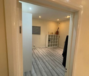 1 Bed Flat, Bowes Road, N13 - Photo 4