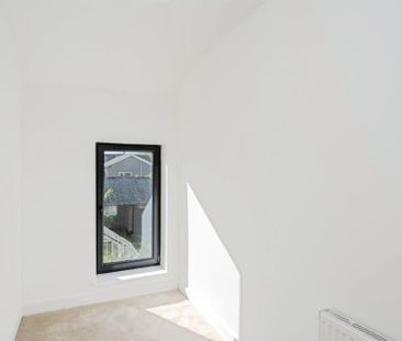 Heol Twrch, Lower Cwmtwrch, SWANSEA - Photo 6