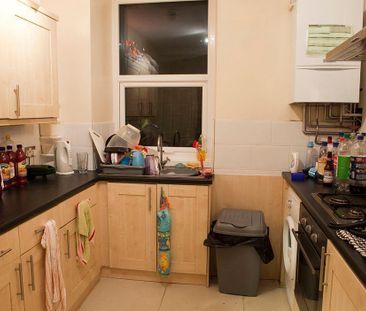 4 bedroom private hall to rent - Photo 5