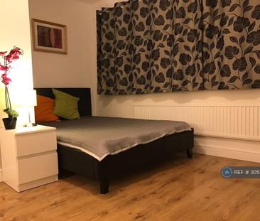 1 bedroom in a house share to rent - Photo 4