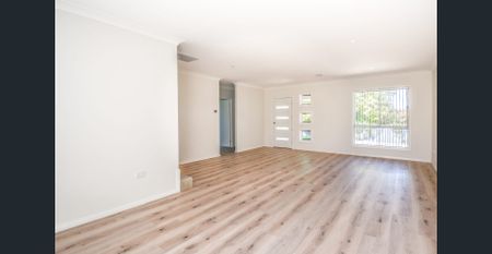 Modern & Light-Filled Contemporary Living - Photo 5